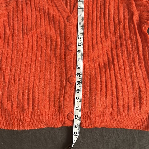 Ichi wool sweater - Picture 8 of 8